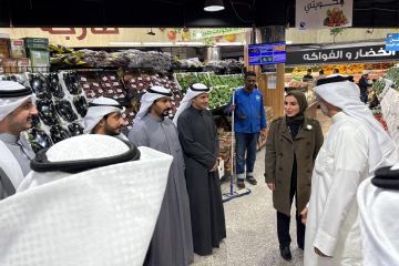 الحويلة تتفقد جمعيات حولي والعاصمة للاطمئنان على توافر السلع