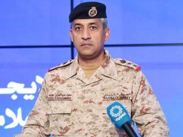 الدفاع: رصد 17 صاروخا باليستيا.. تدمير 13 منها وسقوط 4 خارج منطقة التهديد