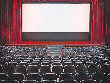 المسرح يسدل ستاره في الكويت حتى إشعار آخر المسرح يسدل ستاره في الكويت حتى إشعار آخر