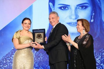 الأقصر للسينما الإفريقية يستعيد الذاكرة ويكرم الرموز الأقصر للسينما الإفريقية يستعيد الذاكرة ويكرم الرموز