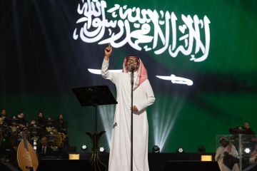 صقر يتألق طربا في فعاليات عيد الفطر بالسعودية صقر يتألق طربا في فعاليات عيد الفطر بالسعودية