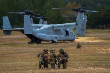 وصول مئات من أفراد القوات الخاصة الأميركية إلى الشرق الأوسط وصول مئات من أفراد القوات الخاصة الأميركية إلى الشرق الأوسط