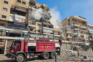 لبنان: سقوط الخيام بيد الإسرائيليين... و حزب الله ينسحب تكتيكيا