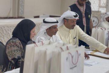 بدء توزيع الكتب لطلبة مدارس تعليمية الفروانية 