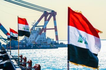 العراق: إنقاذ طاقم ناقلة نفط تعرضت لهجوم في المياه الإقليمية