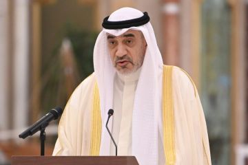 اليوسف يزور عددا من المصابين جراء العدوان الإيراني الآثم