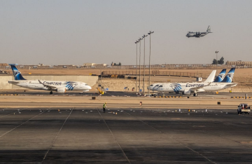 هربا من الحرب.. تخزين طائرات خليجية في مصر (صورة)