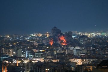 ضربات جوية إسرائيلية تستهدف العاصمة اللبنانية ضربات جوية إسرائيلية تستهدف العاصمة اللبنانية