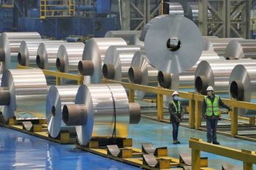 أسعار الألمنيوم ترتفع إلى أعلى مستوى منذ 2022