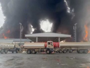  الإطفاء : إخماد حريق خزانات وقود المطار استمر 58 ساعة متواصلة