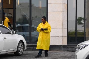 الأشغال : تواجد فرق الطوارئ في المواقع الحرجة على مدار الساعة الأشغال : تواجد فرق الطوارئ في المواقع الحرجة على مدار الساعة