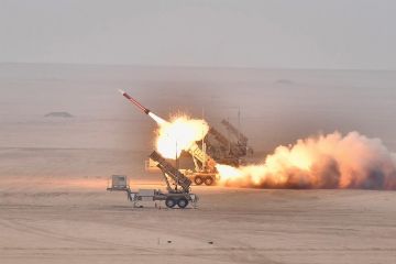 الدفاعات الجوية تتصدى حاليا لهجمات صاروخية وطائرات مسيرة معادية الدفاعات الجوية تتصدى حاليا لهجمات صاروخية وطائرات مسيرة معادية