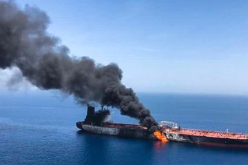  الحرس الثوري الإيراني يستهدف ناقلة نفط بمسيرة في مضيق هرمز