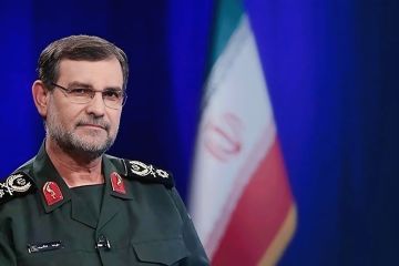 إيران تؤكد مقتل قائد بحرية الحرس الثوري علي رضا تنكسيري