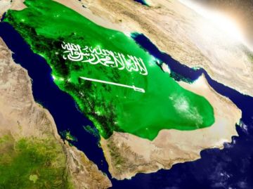 السعودية: المملكة لا تتأثر بالأعاصير المدارية لأنها تطل على بحار شبه مغلقة السعودية: المملكة لا تتأثر بالأعاصير المدارية لأنها تطل على بحار شبه مغلقة