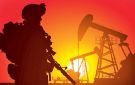 النفط بصدد مزيد من المكاسب مع استمرار الحرب