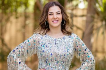 دنيا وإيمي سمير غانم تجتمعان في المسرح