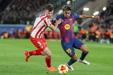  اختبار  بين برشلونة وأتلتيكو في  الليغا 