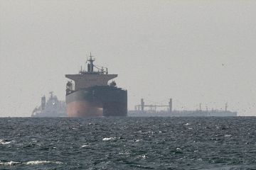 إيران تحت الحصار البحري إيران تحت الحصار البحري