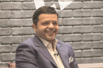 محمد هنيدي يصور عم قنديل بعد عيد الأضحى