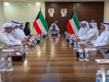 رئيس الوزراء يترأس اجتماعا لبحث سبل تعزيز البنية التحتية واللوجستية