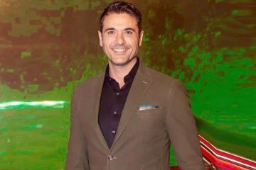 أحمد عز يجرب حظه في المسلسلات القصيرة