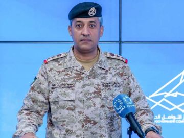 الدفاع: رصد صاروخين جوالين و13 طائرة مسيرة معادية