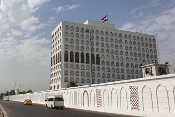 الخارجية العراقية تدين بشدة الاعتداء على قنصلية الكويت في البصرة