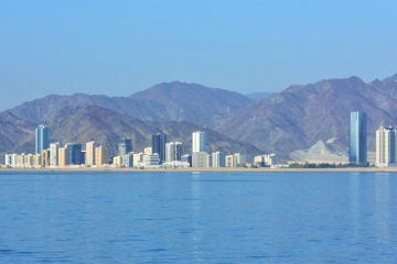 مقتل شخص إثر سقوط شظايا طائرة مسيرة في الفجيرة مقتل شخص إثر سقوط شظايا طائرة مسيرة في الفجيرة