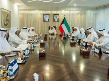 رئيس الوزراء: تكثيف التنسيق لإنجاز المشاريع التنموية وفق جداولها الزمنية