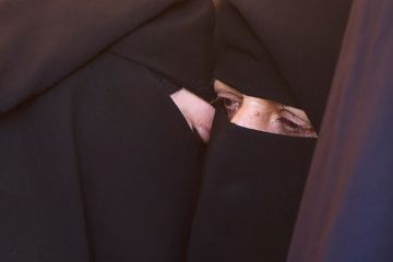 الحر يرفع معاناة سكان الخيام في غزة