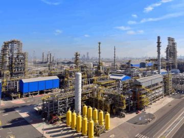 مؤسسة البترول: مصفاة ميناء الأحمدي تتعرض لاستهداف آثم بمسيرات مؤسسة البترول: مصفاة ميناء الأحمدي تتعرض لاستهداف آثم بمسيرات