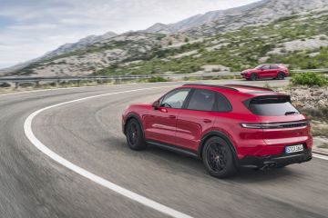 مركز بورشه الكويت يطلق عروضا حصرية على بورشه كاين لعشاق الأداء والفخامة