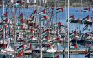 أسطول مساعدات متجه إلى غزة والجيش الإسرائيلي يحاصر سفنه