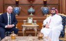 ولي العهد السعودي يلتقي إنفانتينو ويستعرضان سبل تعزيز التعاون مع فيفا وتطويره