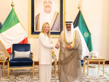 سمو الأمير يتلقى اتصالا من رئيسة وزراء إيطاليا