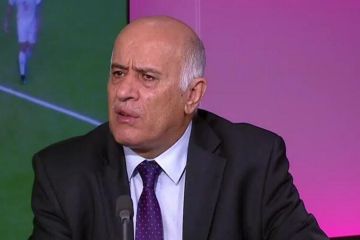 رئيس الاتحاد الفلسطيني لكرة القدم يرفض مصافحة نظيره الإسرائيلي في مؤتمر فيفا