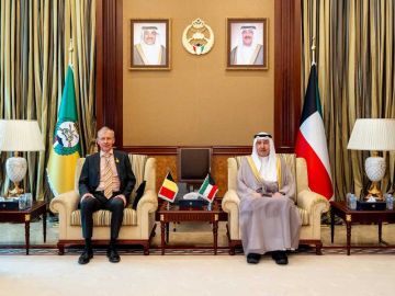 رئيس الحرس الوطني يبحث مع سفير بلجيكا لدى دولة الكويت عددا من الموضوعات ذات الاهتمام المشترك رئيس الحرس الوطني يبحث مع سفير بلجيكا لدى دولة الكويت عددا من الموضوعات ذات الاهتمام المشترك