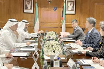 الكويت واليابان تبحثان التعاون بالطاقة الكويت واليابان تبحثان التعاون بالطاقة