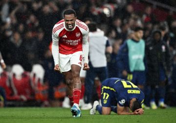آرسنال الإنجليزي يفوز على أتلتيكو مدريد الاسباني ويتأهل إلى نهائي دوري ابطال أوروبا
