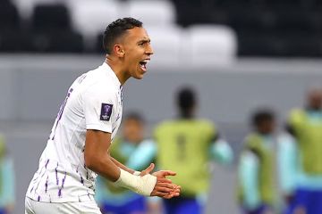 العين يتوج بطلا لكأس رئيس الإمارات بفوز كبير على الجزيرة