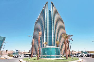 التطبيقي : تلبية حاجة سوق العمل من الكوادر التطبيقي : تلبية حاجة سوق العمل من الكوادر