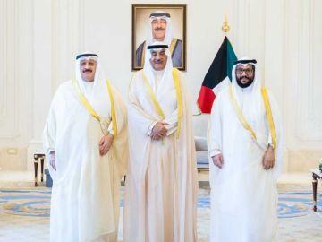 سمو ولي العهد الشيخ صباح الخالد يستقبل وزير الصحة د. أحمد العوضي