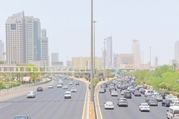 إعلانات الشوارع... تصحيح مسار للبلدية إعلانات الشوارع... تصحيح مسار للبلدية