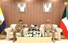 رئيس الأركان يبحث مع مدير عمليات الجيش الباكستاني تطوير أوجه الدفاع العسكري