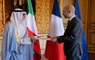 سمو الأمير يبعث رسالة خطية إلى الرئيس الفرنسي