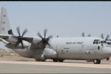 تحطم طائرة نقل تابعة لسلاح الجو الهندي عند هبوطها تحطم طائرة نقل تابعة لسلاح الجو الهندي عند هبوطها