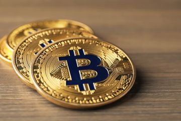 بتكوين تستعيد مستوى 60 ألف دولار بتكوين تستعيد مستوى 60 ألف دولار