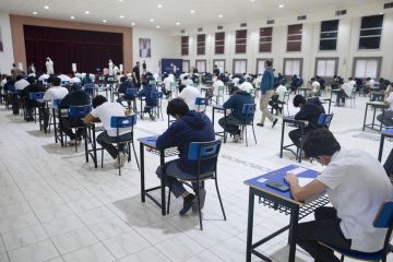 42 ألف طالب يدشنون اختبارات الشهادة الثانوية اليوم 42 ألف طالب يدشنون اختبارات الشهادة الثانوية اليوم