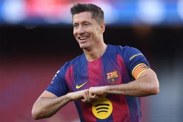 ليفاندوفسكي يقترب من الدوري الأميركي بعد رحيله عن برشلونة